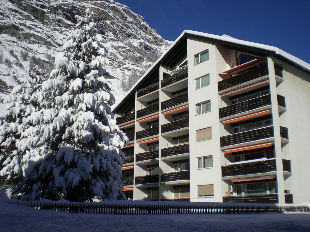 Ferienwohnung Haus Sonnmatt Zermatt Exterior foto